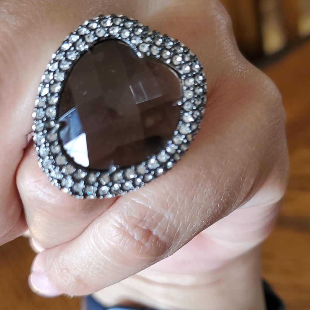 Park lane ring